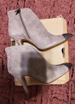 Женские ботильоны zara