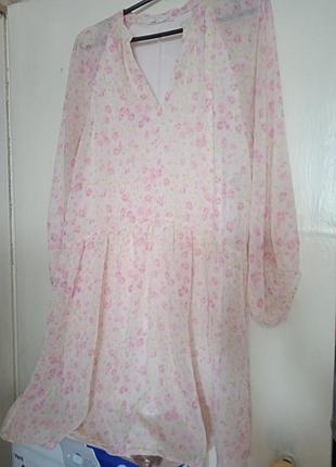 Нежное ярусное платье