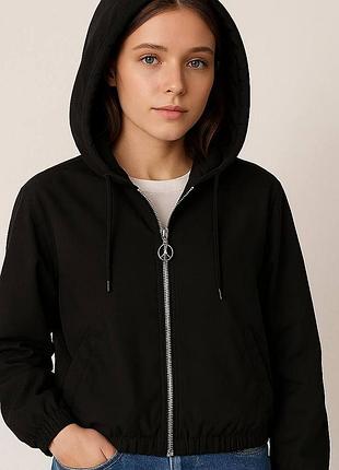 Жіноча вітровка (плащівка без підкладки)