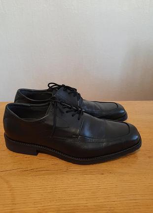 Мужские кожаные туфли