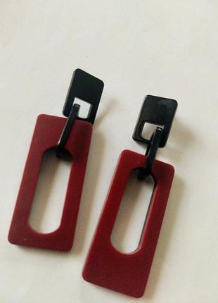 Сережки,пластик