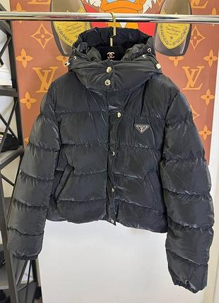 Женская куртка prada