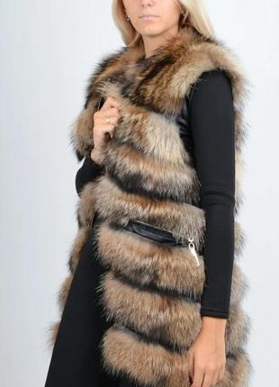 Шуба с натурального меха енота жилетка