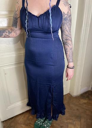 Вечернее платье