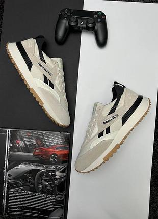 Стильные мужские кроссовки reebok lx2200