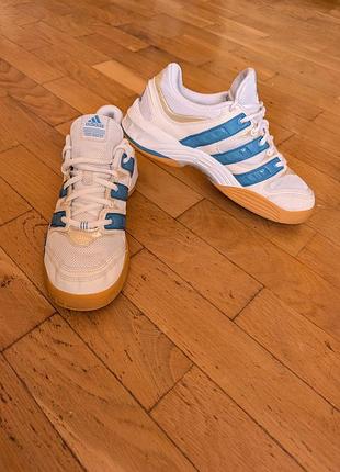 Кроссовки adidas court stabil р. 40,5