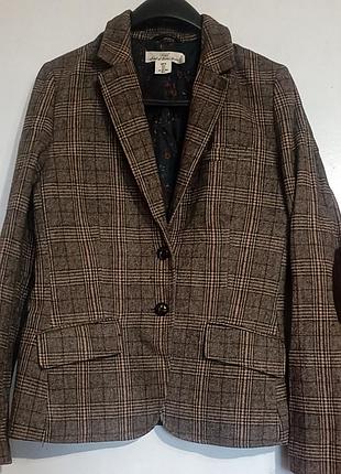 Женский пиджак в клетку размера m-s