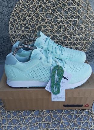 Кроссовки женские сетка reebok 41 размера.оригинал. новая модель.