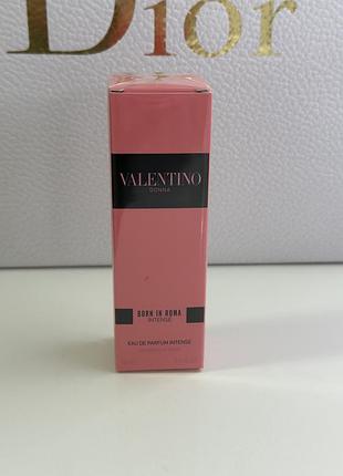 Valentino born in roma donna intense парфумована вода