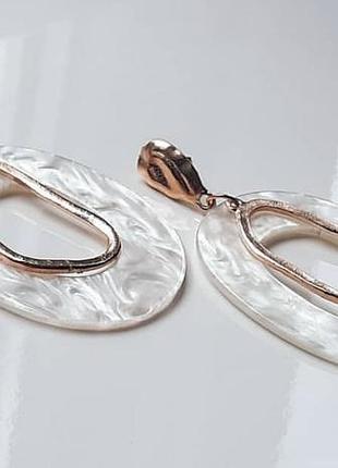 Серьги перламутровые