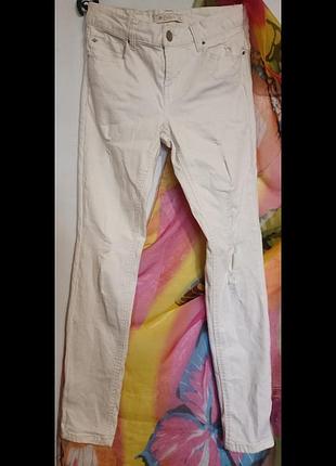 Джинсы женские молочные размер s
