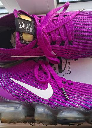 Фиолетовые кроссовки nike,размер 38,5 750 грн