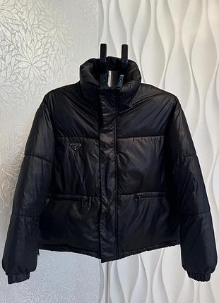 Женская куртка prada