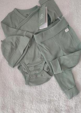 Комплект боді штани шапка в рубчик h&m