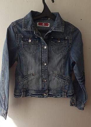 Джинсова куртка