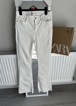 Джинсы zara клеш