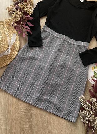 Міні спідниця трапеційного крою в клітинку