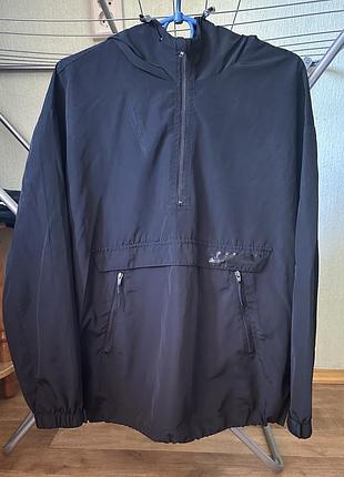 Чёрный базовый анорак bossini