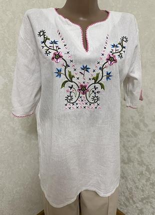 Ніжна вишита рубана блуза вишиванка