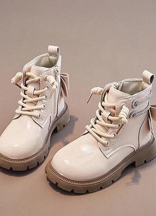 Ботинки для девочки