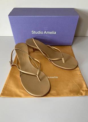 Босоніжки studio amelia, нові, 38