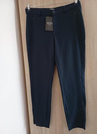 Стильные мужские брендовые брюки темно-синего цвета