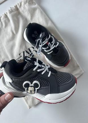 Кроссовки mickey mouse от zara 24 размер