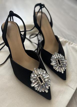 Туфлі zara