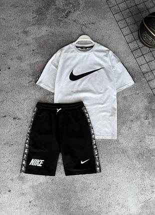 Мужской летний костюм nike черно-белый | футболка nike + шорты nike