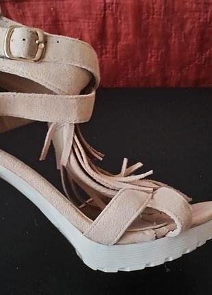 Босоножки бежевые на каблуке bello star, р. 36