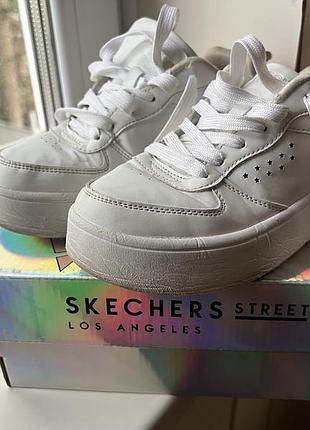 Кросівки sketchers