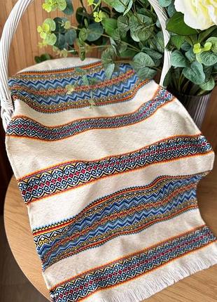Полотенце с украинским орнаментом льняное