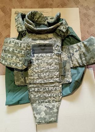 Бронежилет ukrtac, модульний, 6й клас захисту.