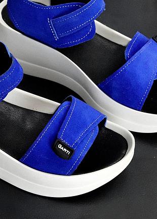 Босоножки женские замшевые