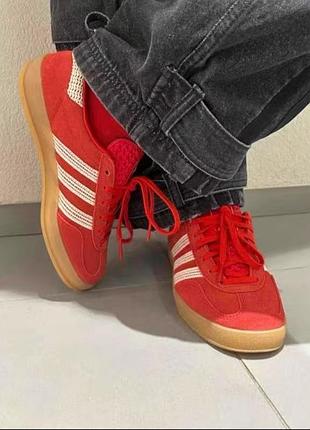 Кроссовки adidas gazelle.