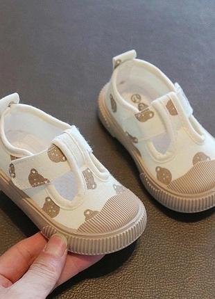 Детские мокасины