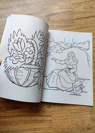 Дитяча розмальовка jumbo activity colouring book usa princess ,цікава,анг мова, є різні