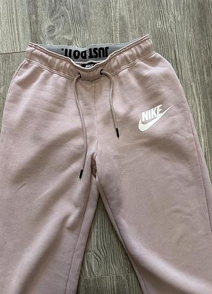 Спортивні штани nike