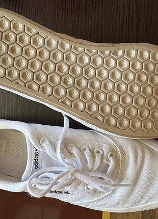 Кеди білі adidas оригінал 4