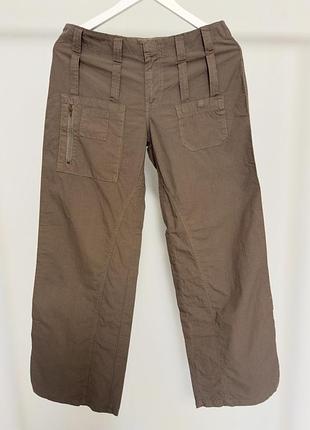 Коричневі карго штани з цікавими кишенями moto
