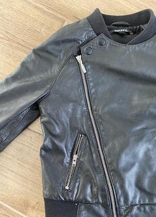 Шкіряна куртка шкіряна 3