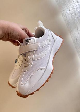 Кросівки для дівчинки