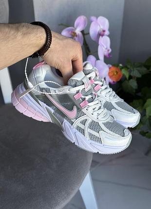 Жіночі кросівки nike v2k runtekk white grey pink