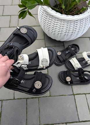 Босоніжки для дівчаток 2