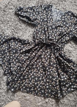 Женское платье