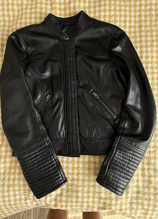 Шкіряна жіноча куртка pepe jeans