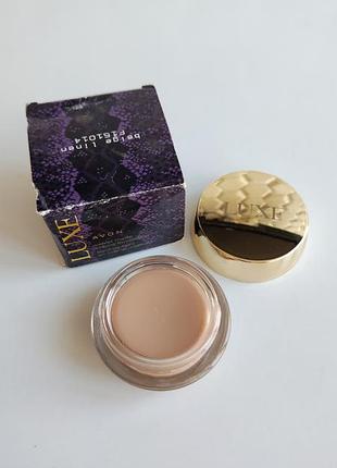 Матирующий тональный мусс для лица эйвон люкс светло бежевый avon luxe beige linen