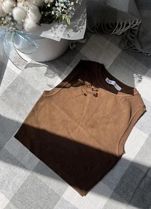 Топ zara актуального кольору