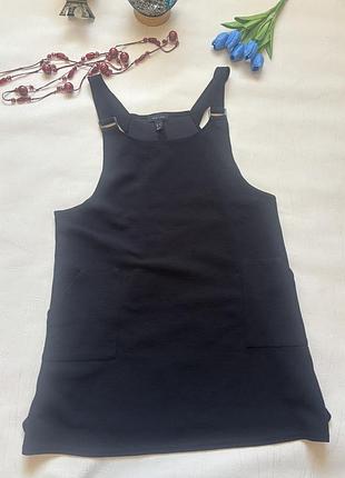 Жіночий чорний сарафан