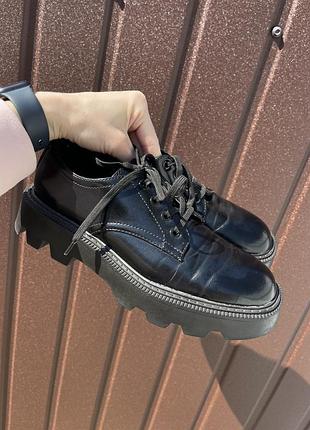 Лоферы zara